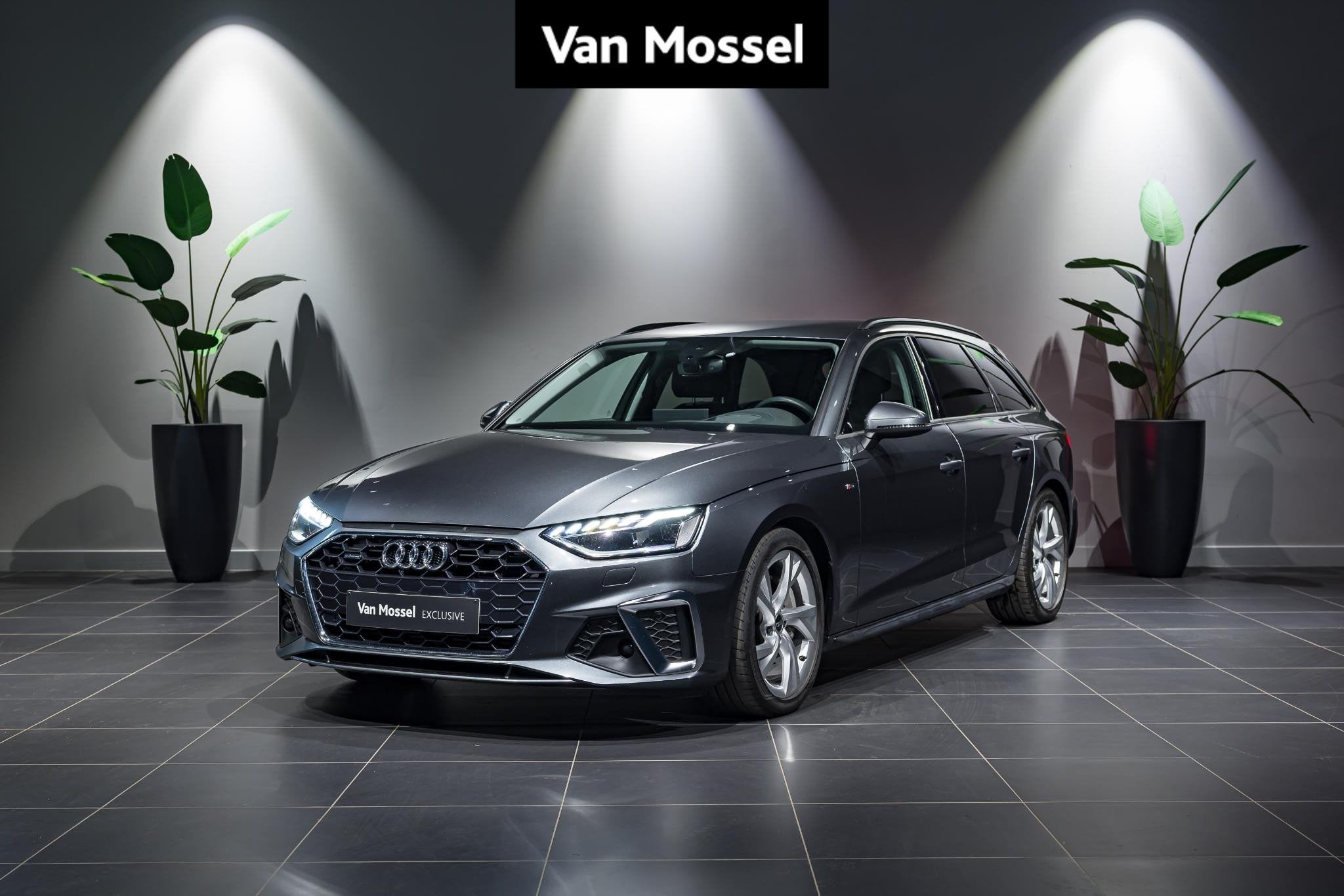 Audi A4 Avant 40 TFSI S tronic S line quattro Avant B&O | HE, Auto's, Audi, Automaat, Dealer onderhouden, Stof, Gebruikt
