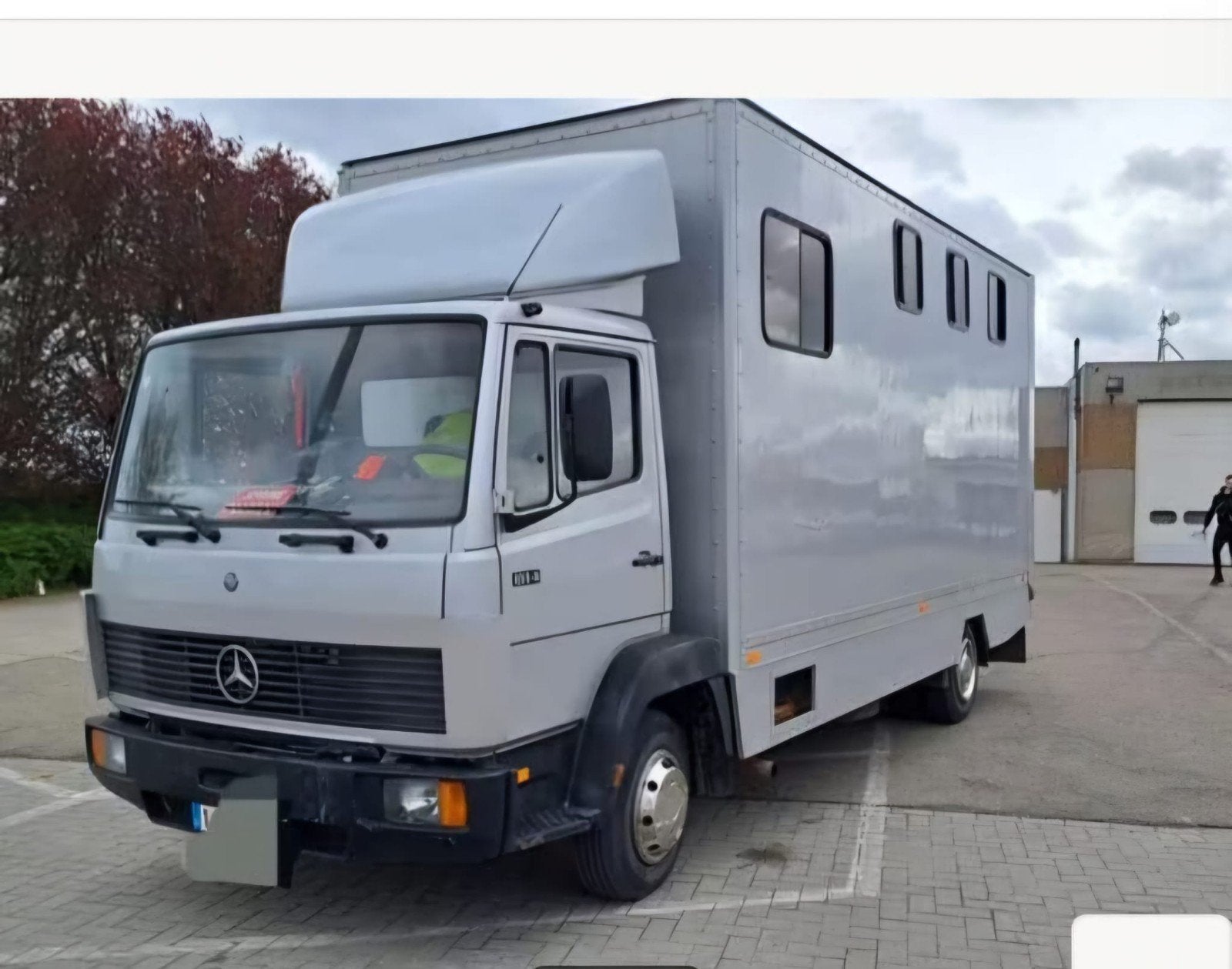 Mercedes paardenvrachtwagen 814, Auto's, Mercedes-Benz, Particulier, 2 deurs, Zilver of Grijs