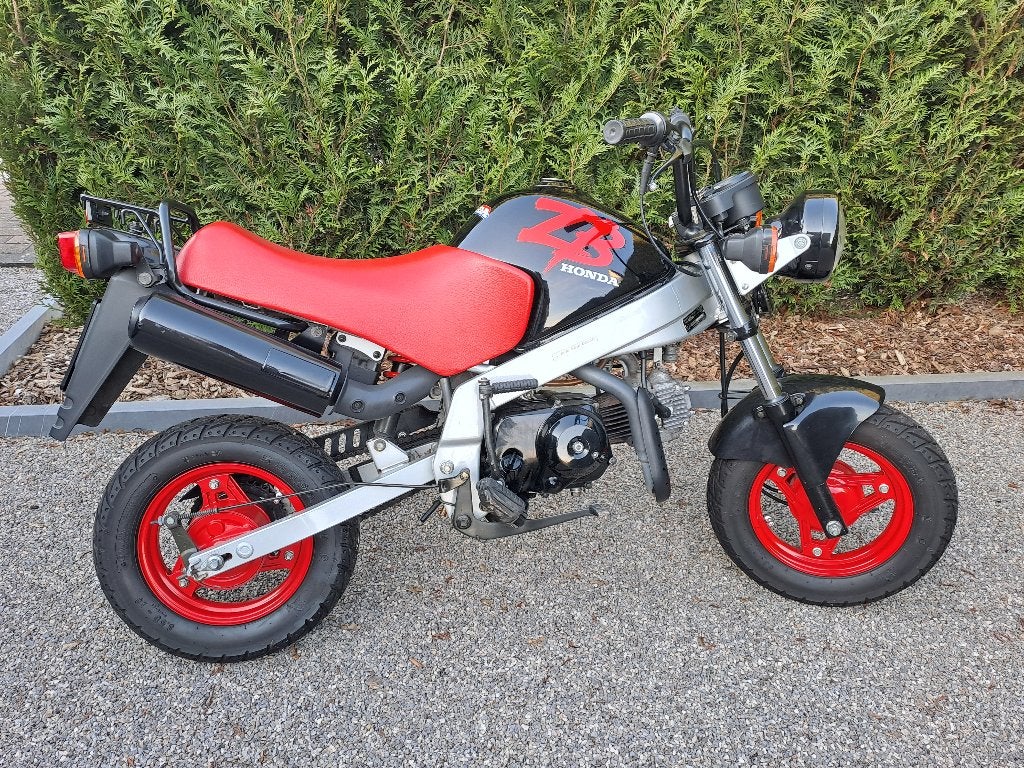 HONDA ZB AB22 origineel, Ophalen, 49 cc, Klasse B (45 km/u), 3 versnellingen