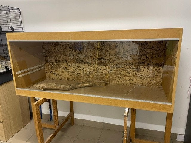 terrarium 152,5B x 65H x 55D mdf +glas, Ophalen, Gebruikt