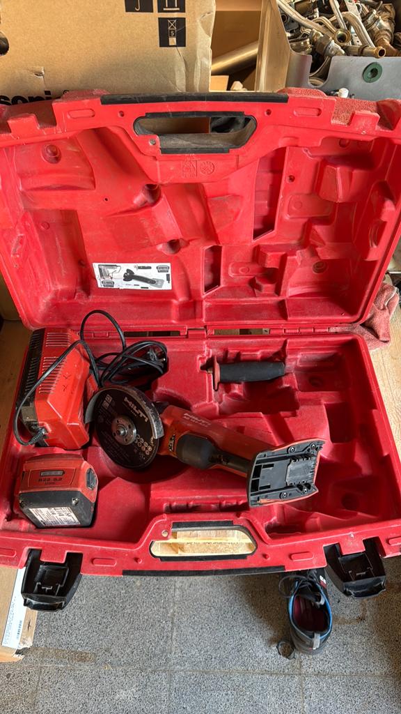 Hilti, Doe-het-zelf en Bouw, Gereedschap | Handgereedschap, Ophalen, Zo goed als nieuw
