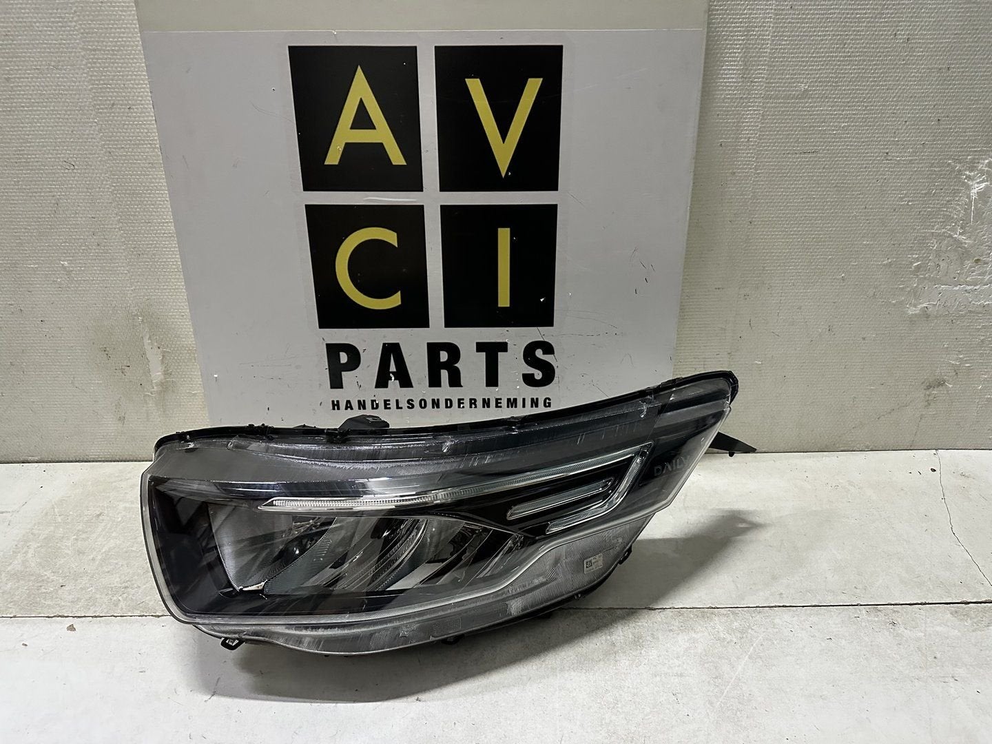 Koplamp Iveco Daily IV Facelift Full led links 05802711800, -, Utilisé, Autres marques automobiles, -