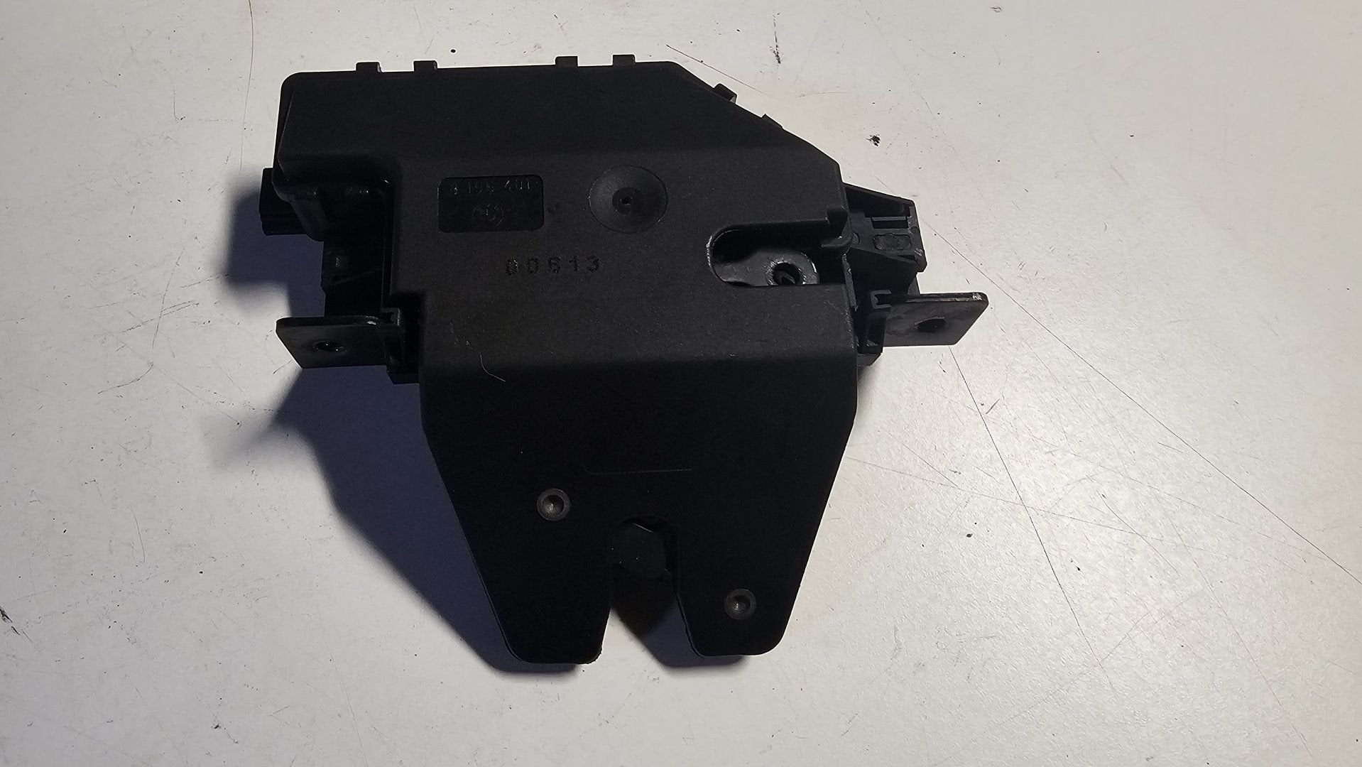 Achterklep slot BMW 1 / 3 / 5 / 6 serie E8x E46 E6x 51248196, -, Origine de la pièce connue, Utilisé, -