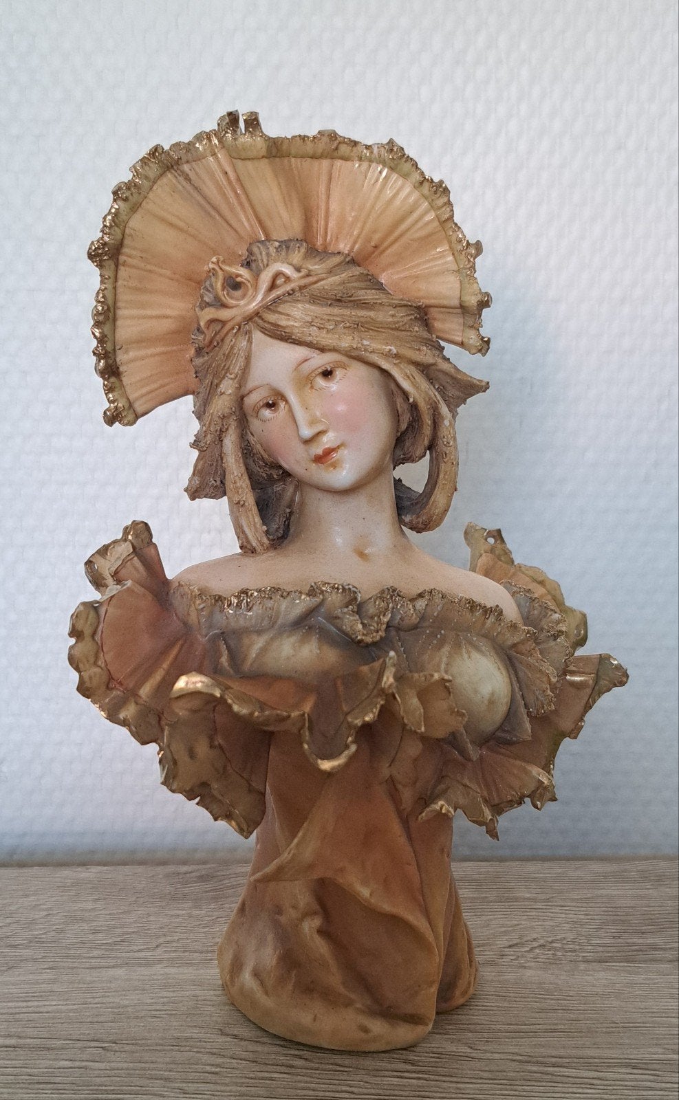 Turn-Teplitz Art Nouveau bisque porseleinen buste voor vrouw, Ophalen of Verzenden