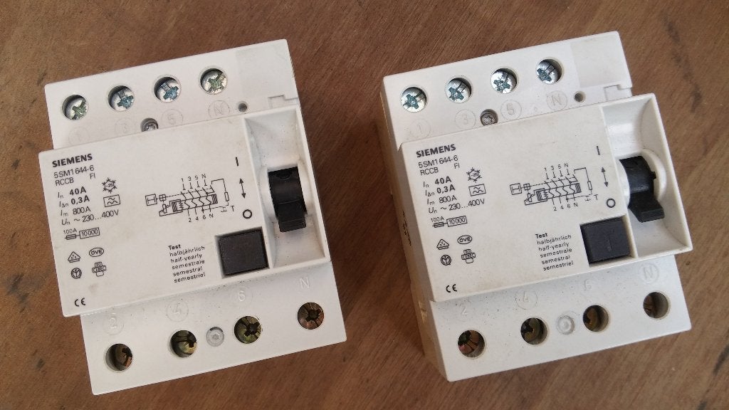Machines sur socle, DiFF, minuterie, Enlèvement ou Envoi, Neuf, Siemens, Interrupteur