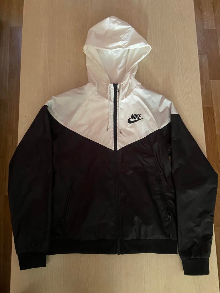 Nike jasje, Ophalen, Zo goed als nieuw
