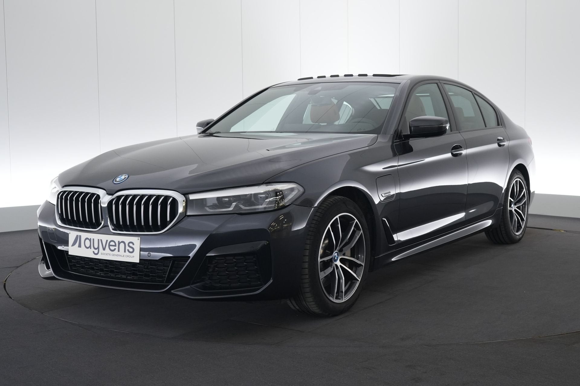 (2BUH038) BMW 5 SERIES BERLINE, Autos, Cuir, Entreprise, Carnet d'entretien, Hybride rechargeable