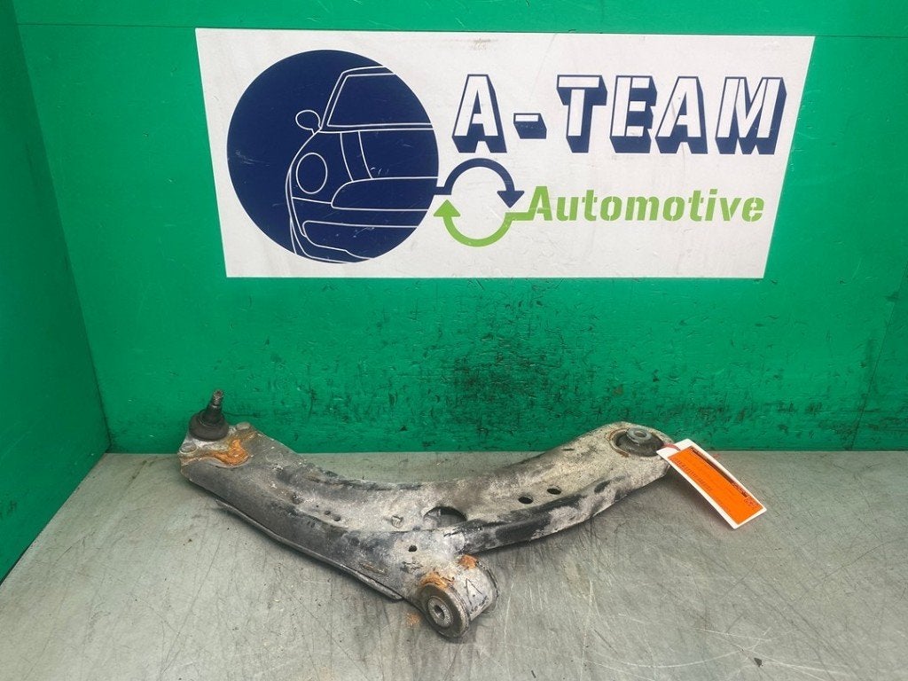 BRAS DE SUSPENSION AVANT DROIT (TRIANGLE) Golf VII (AUA), Volkswagen, Volkswagen AG, Utilisé, Kundenbetreuung@volkswagen.de