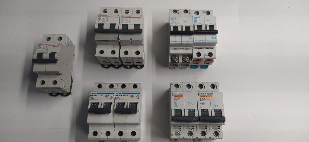 Automaten, Doe-het-zelf en Bouw, Elektriciteit en Kabels, Zo goed als nieuw, Ophalen of Verzenden