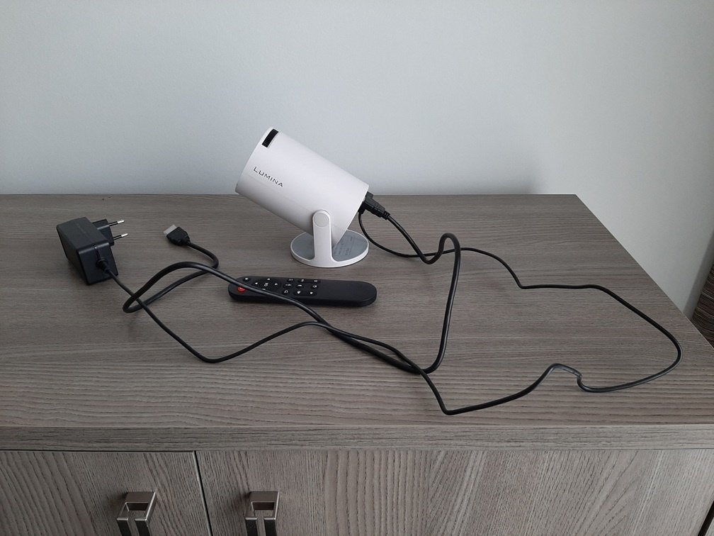 Mini Beamer, Ophalen of Verzenden, Zo goed als nieuw, Full HD (1080), LCD