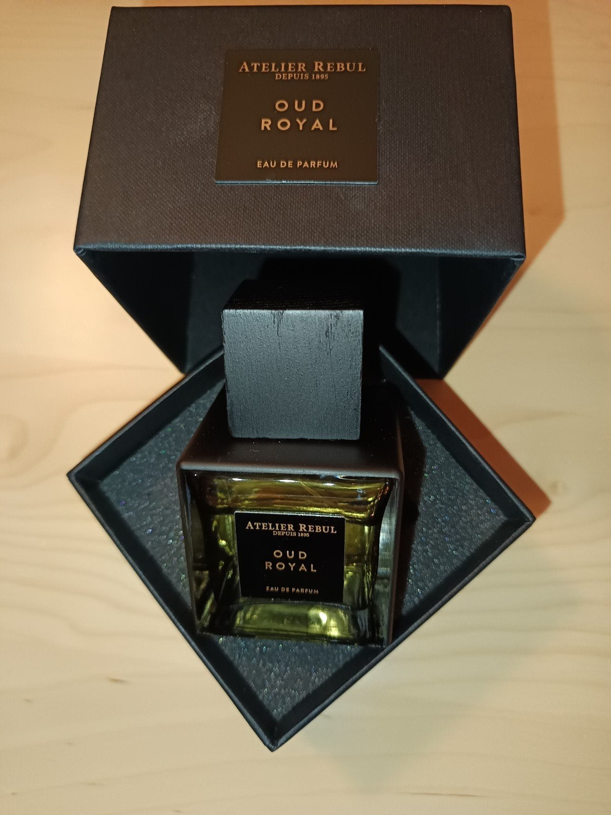 Atelier Rebul Eau de Parfum pour femme Oud Royal, Enlèvement