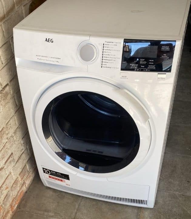 AEG condensatiedroger van 8 kg, Elektronische apparatuur, Droogkasten, Ophalen, Zo goed als nieuw, Voorlader