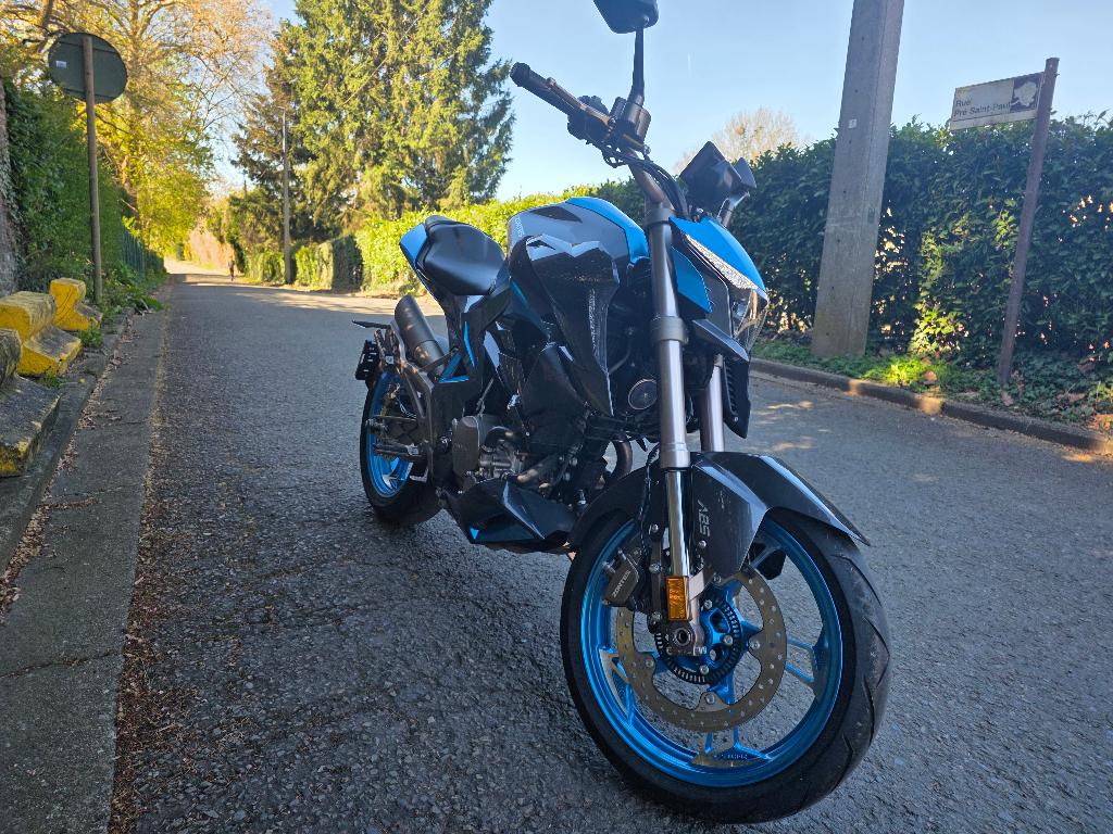 Zontes 310R, Motoren, Motoren | Overige merken, Nieuw, Minimaal motorrijbewijs A2, Handgeschakeld, Sportuitlaat