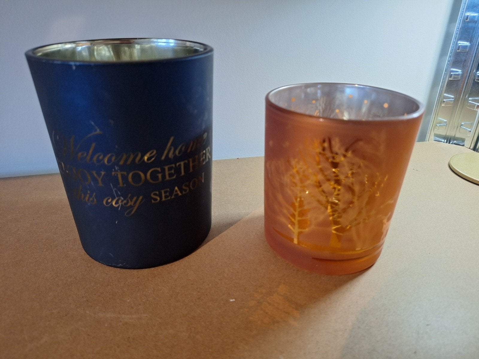 2 theelichthouders, Huis en Inrichting, Ophalen of Verzenden, Gebruikt, Glas, 12 cm