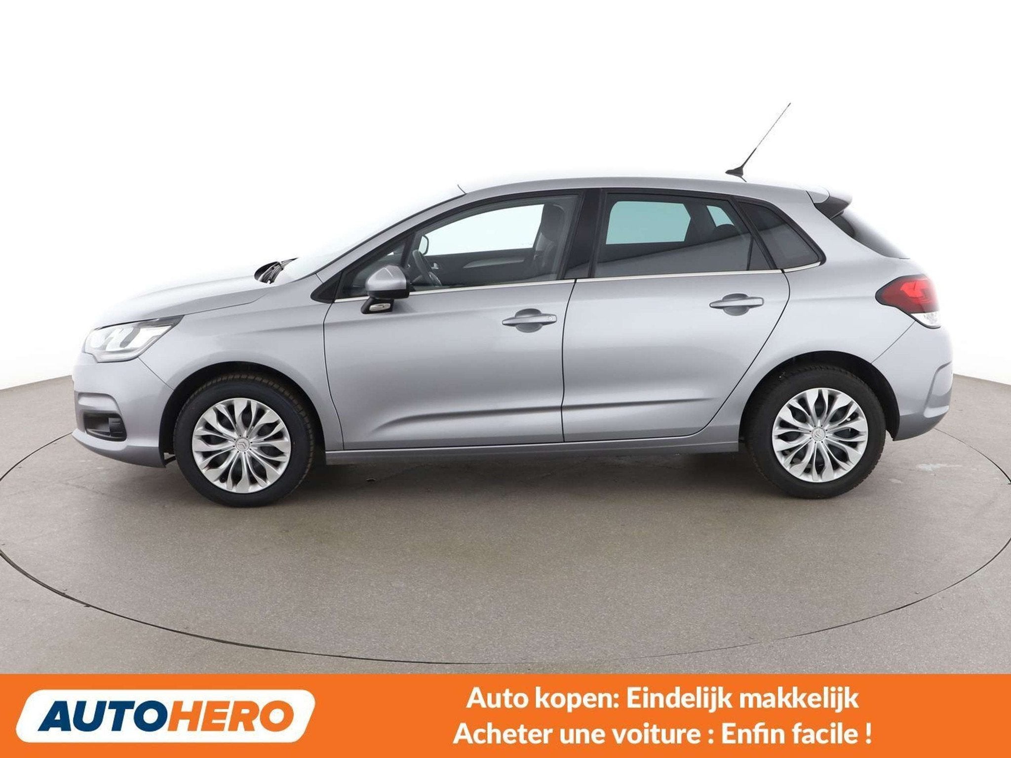 Citroën C4 1.2 e-THP Feel (année de construction 2017), Argent ou Gris, Achat, Boîte manuelle, https://public.car-pass.be/vhr/edfe0256-8be0-4d80-935c-f4abe6ae19dd