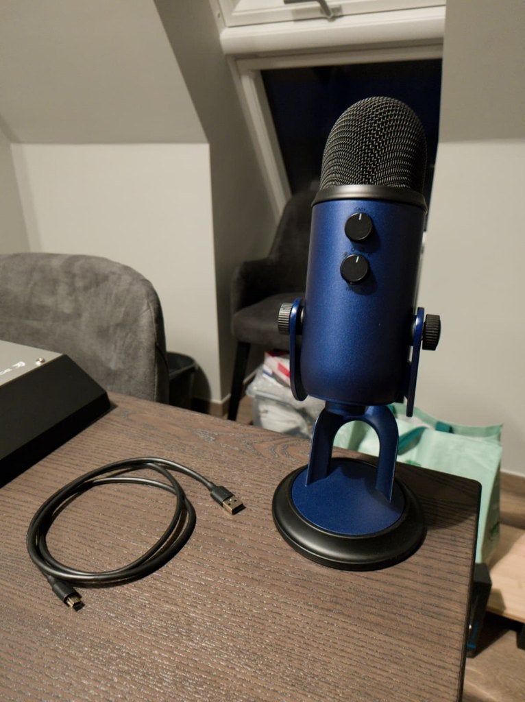 Pre-Logitech Blue Yeti USB-mini in Blauw, Ophalen of Verzenden, Zo goed als nieuw, Studiomicrofoon
