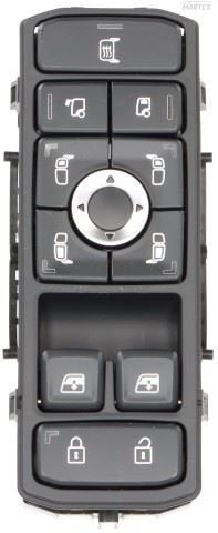 SCANIA NGS R/S BEDIENINGSPANEEL DEUR LINKS | AFTERMARKET | 2, Scania, -, -, Nieuw