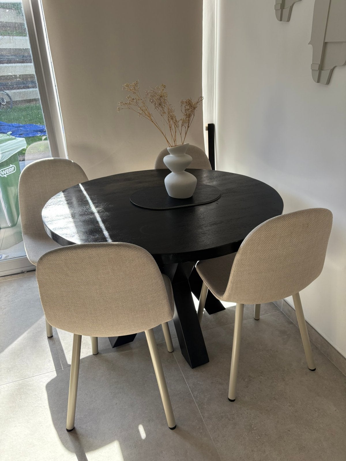 Zwarte houten ronde tafel, Ophalen, Gebruikt, 100 tot 150 cm, Rond