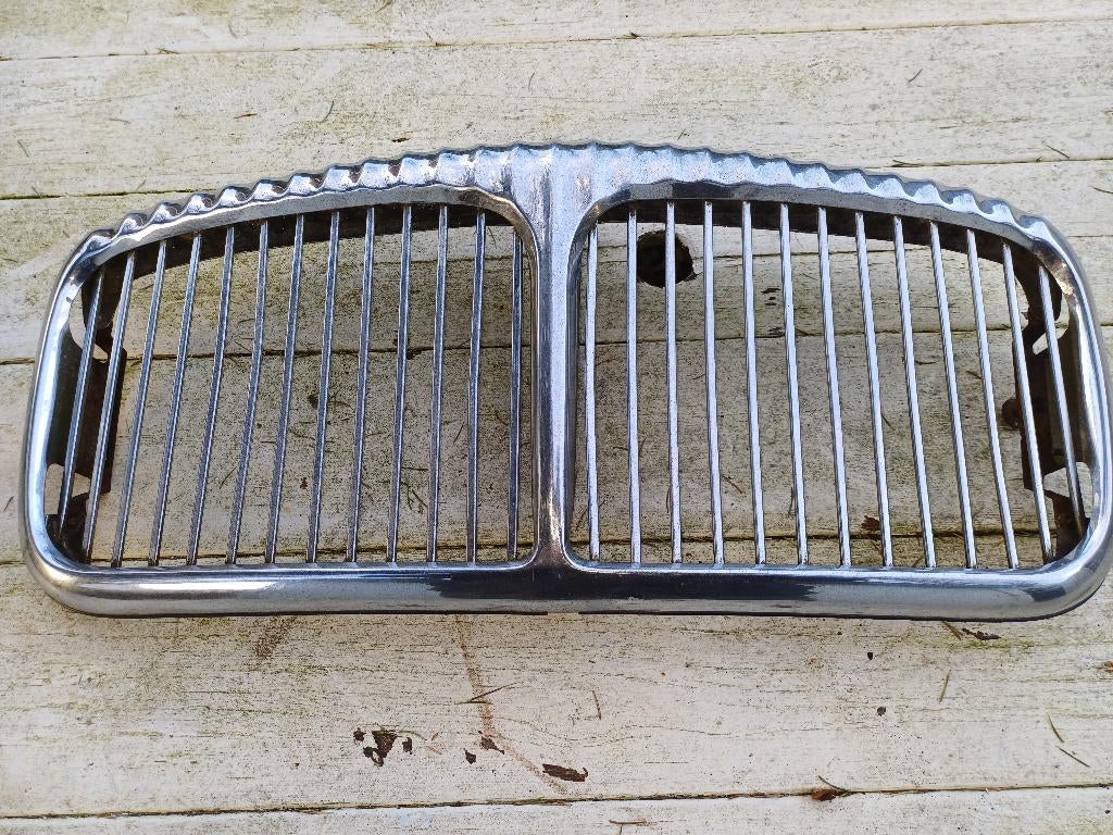 oltimer  CALANDRE  CHROMÉ   pour DAIMLER 1980!!!!!tbe, Enlèvement, Utilisé, Jaguar