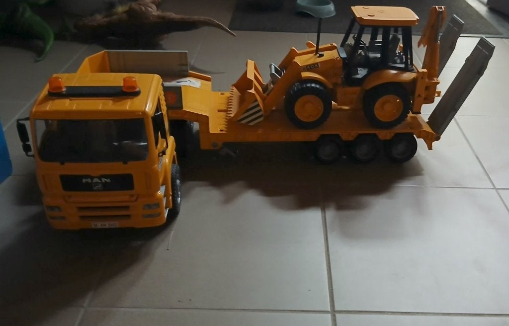 MAN camion met aanhangwagen, Ophalen, Zo goed als nieuw