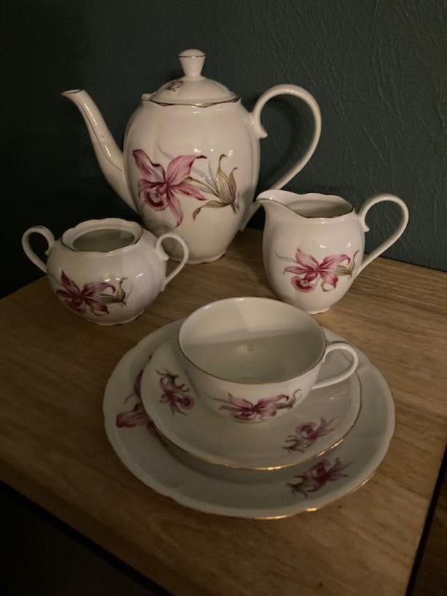 Koffieservies zie foto's 12 stuks voor 5 euro, Ophalen