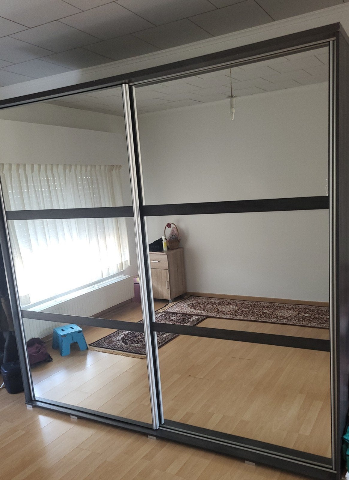 Kleerkast 2 schuifdeuren met spiegel, Huis en Inrichting, Ophalen, 200 cm of meer, 50 tot 100 cm, Zo goed als nieuw