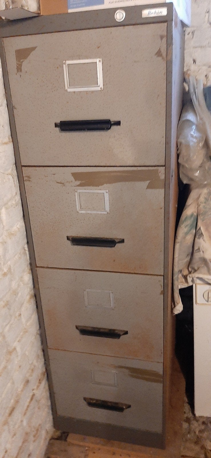 dossierkast GRATIS - afhalen in Zwalm, Huis en Inrichting, Kasten | Roldeurkasten en Archiefkasten, Ophalen