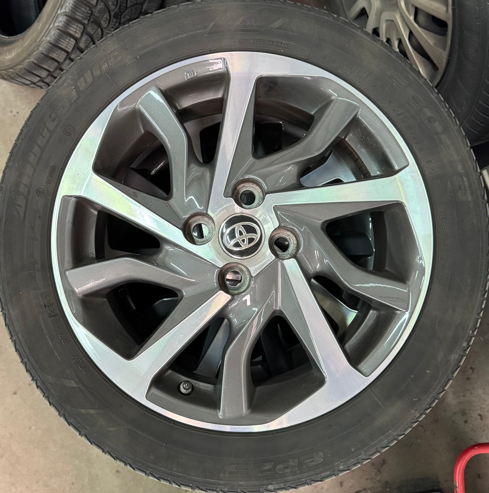 Originele Toyota Yaris wielset, Ophalen, Bestelwagen, 16 inch, Banden en Velgen
