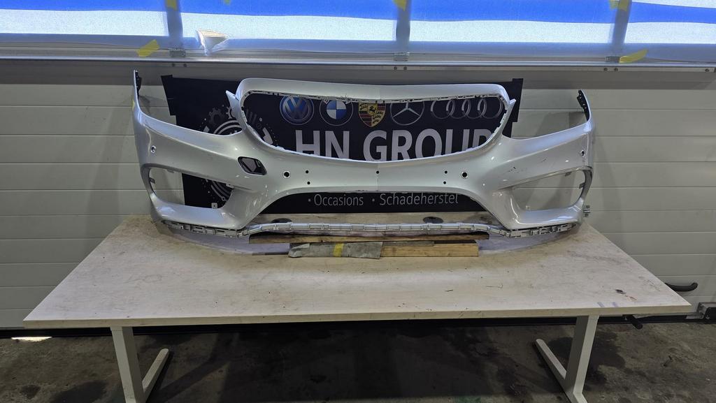 Voorbumper Mercedes-Benz W205 C200 C-klasse AMG, Gebruikt, -, Voor, -