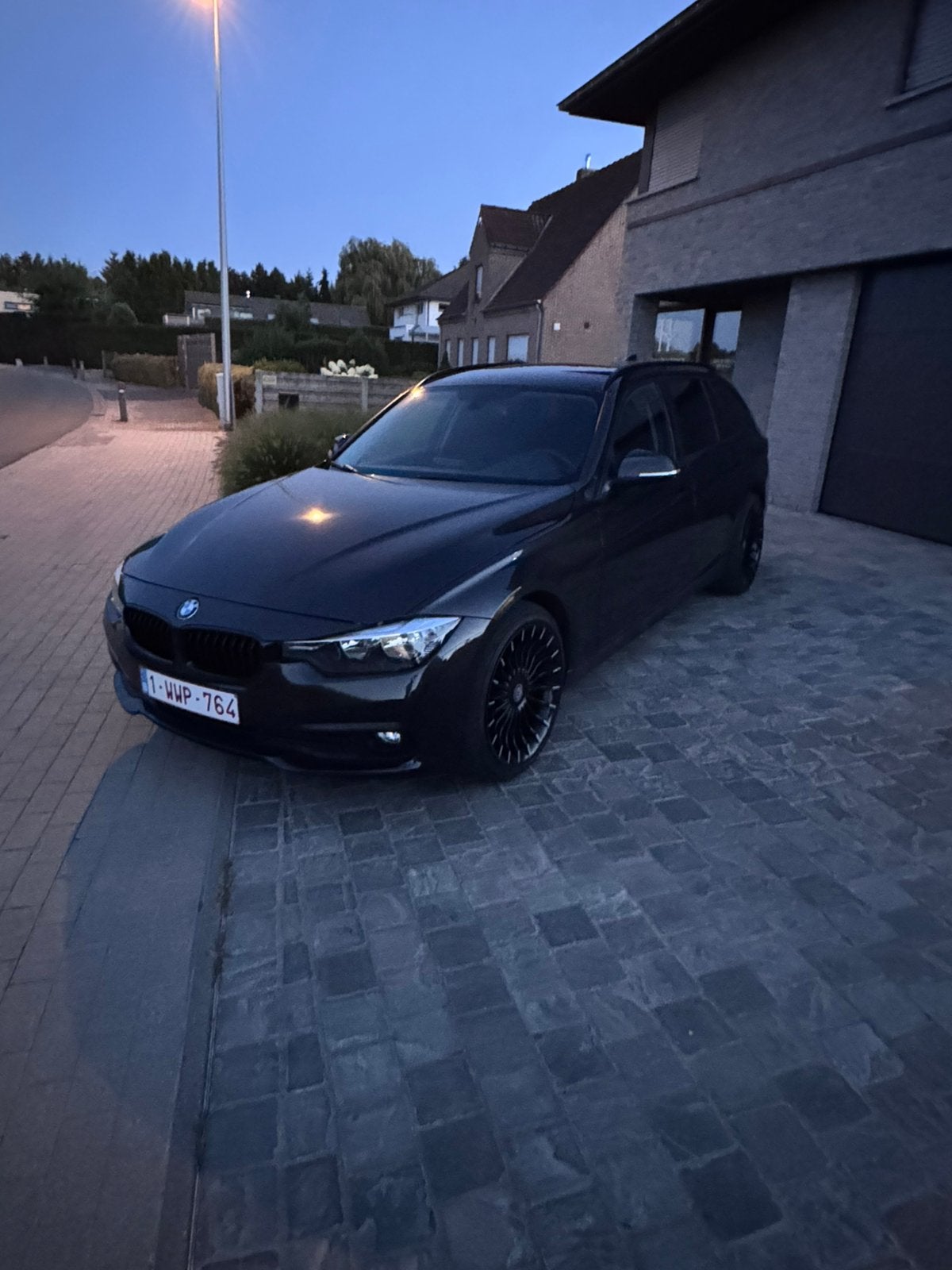 Bmw 318 automaat, Achat, Euro 6, Noir, 5 portes