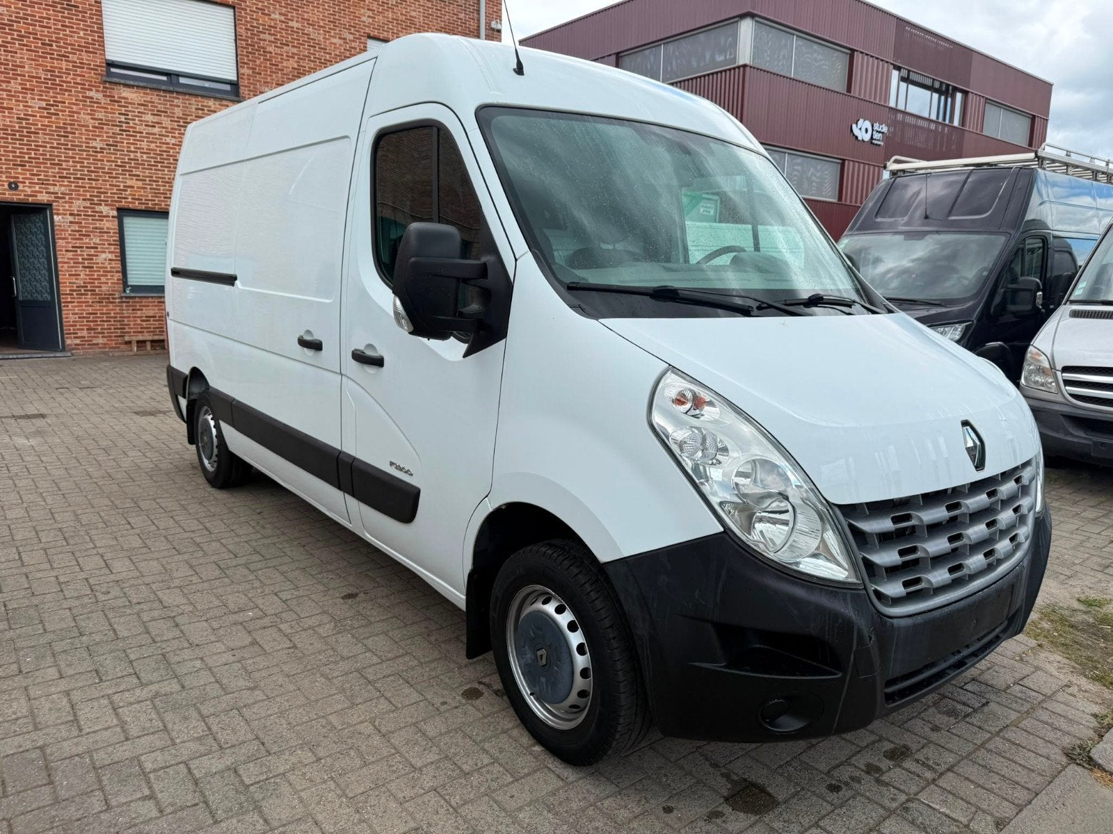 Renault Master 2.3DCi 2010 Top met 60.000km, 4 deurs, Stof, 4 cilinders, Renault