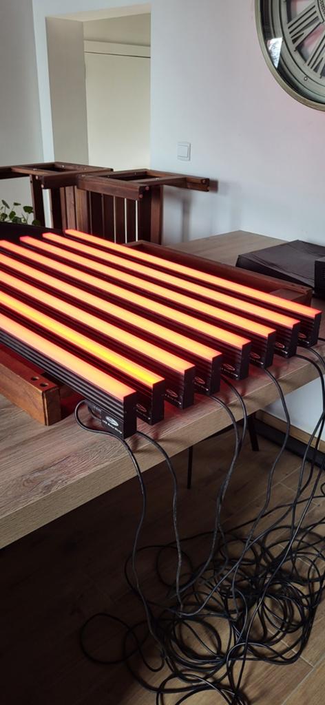 Lot de 2×8 rampes led showtec, Muziek en Instrumenten, Ophalen