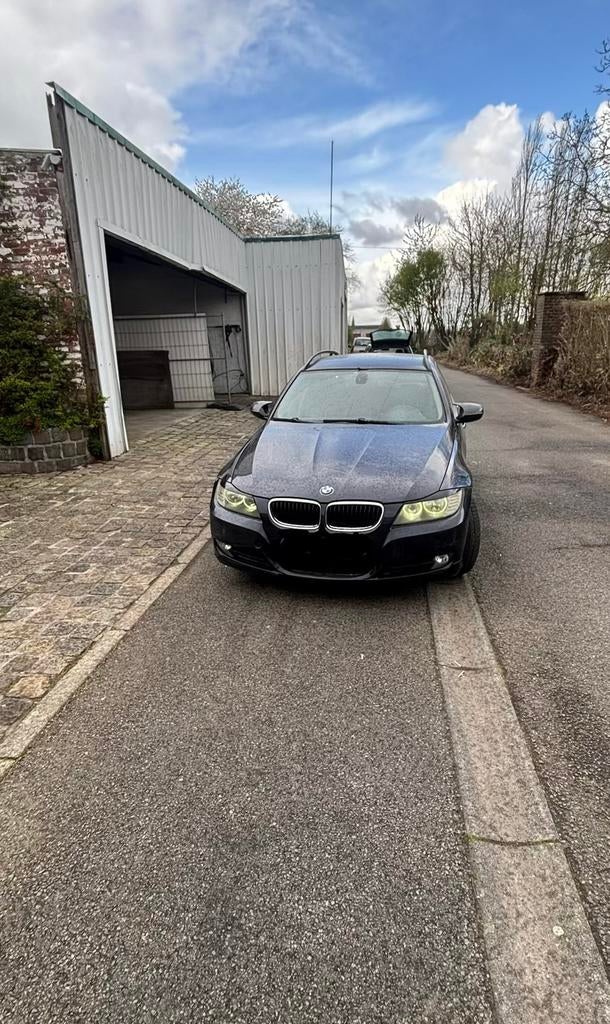 Bmw 318d euro 5, Auto's, BMW, Blauw, Leder, Particulier, 3 Reeks