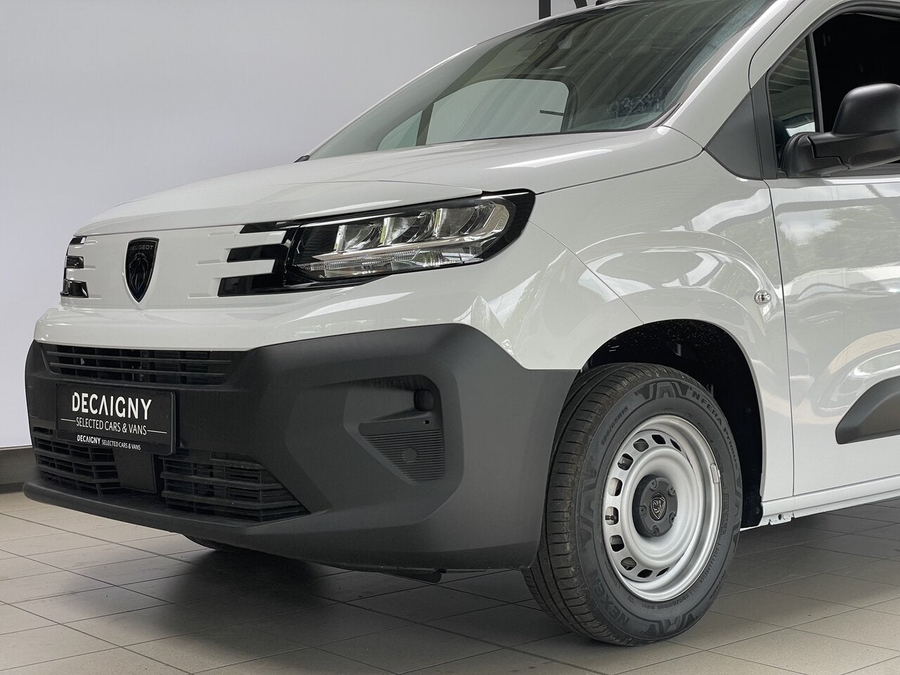Peugeot Partner 100PK L1 *Camera*App Connect, Voorwielaandrijving, 4 deurs, 0 kg, Wit