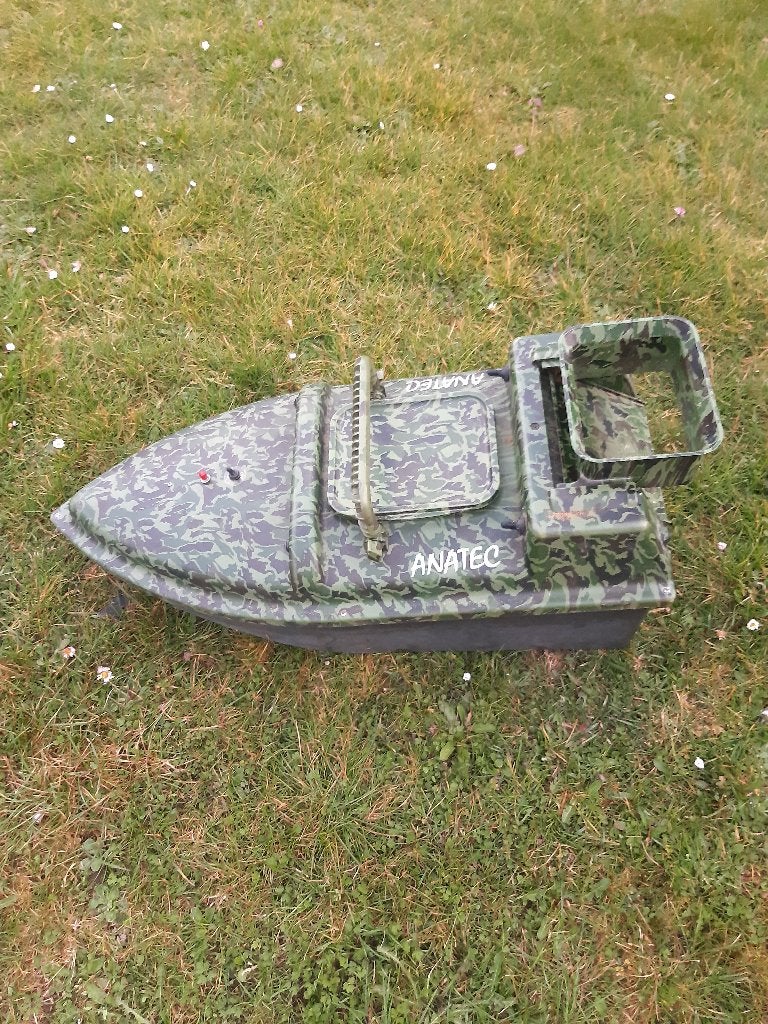 Bateau amorceur anatec monocoque avec echosondeur alf 30, Sports nautiques & Bateaux, Enlèvement, Utilisé, Autres types