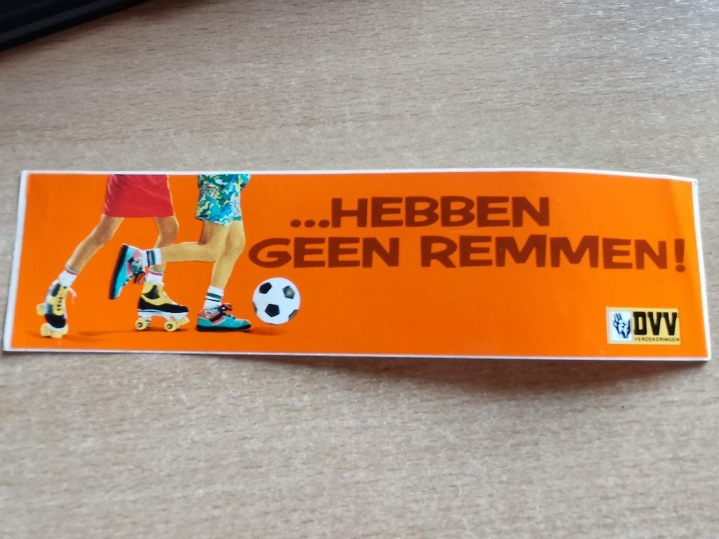 kinderen hebben geen remmen - met voetbal - DVV verzekering, Ophalen of Verzenden, Nieuw, Bedrijf of Vereniging