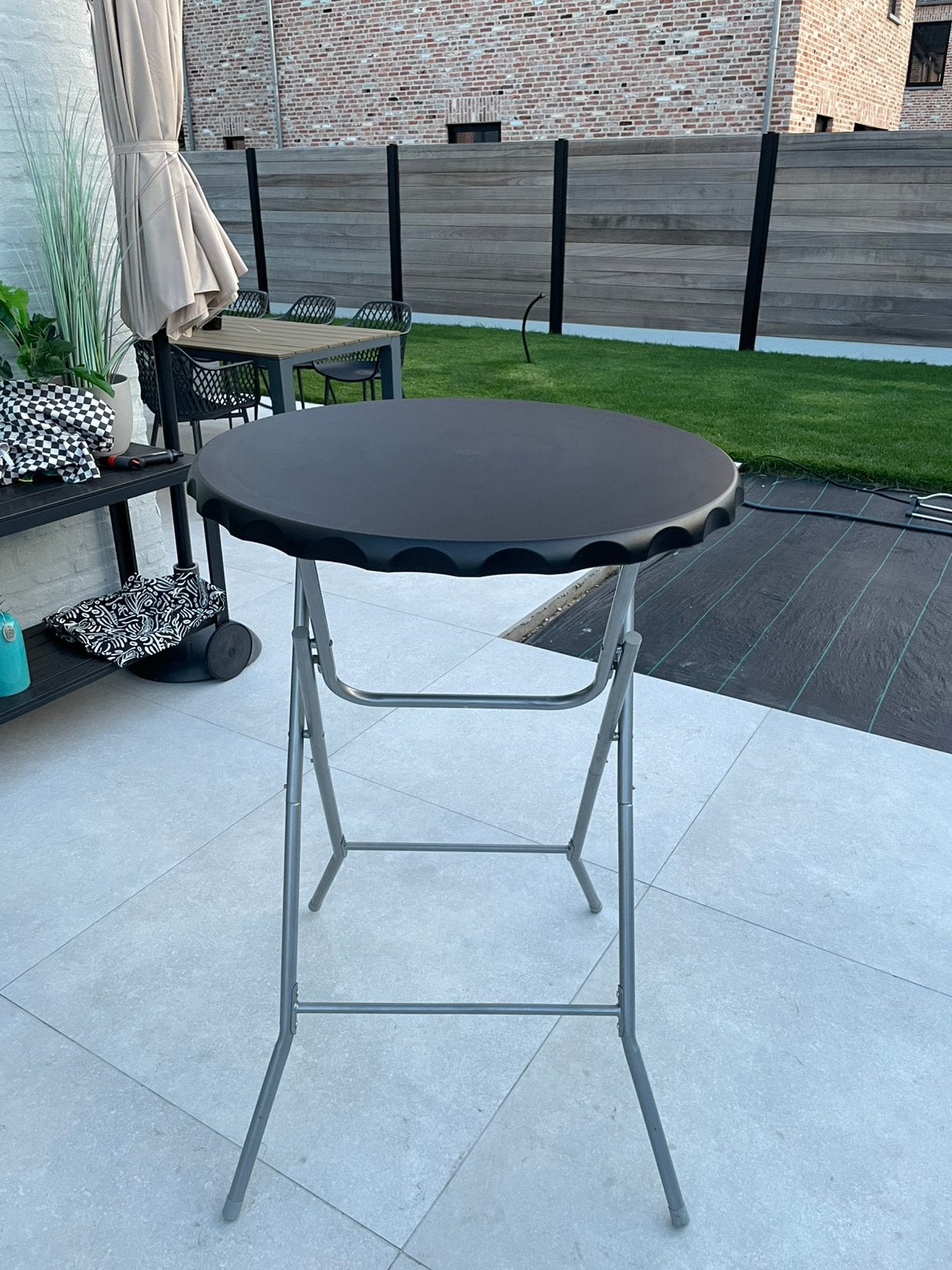 2 x Partytafel / Statafel zwart met hoes, Ophalen