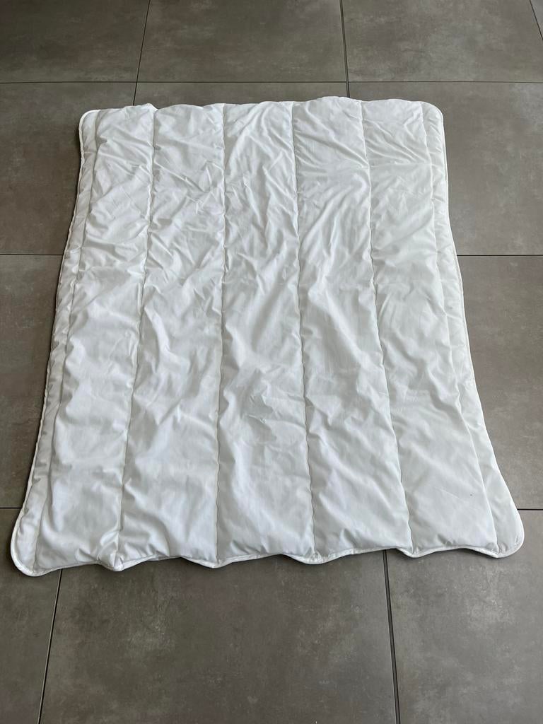 Édredon pour bébé + deux housses de couette, Enfants & Bébés, Chambre d'enfant | Linge de lit, Comme neuf, Housse de couette, Autres couleurs
