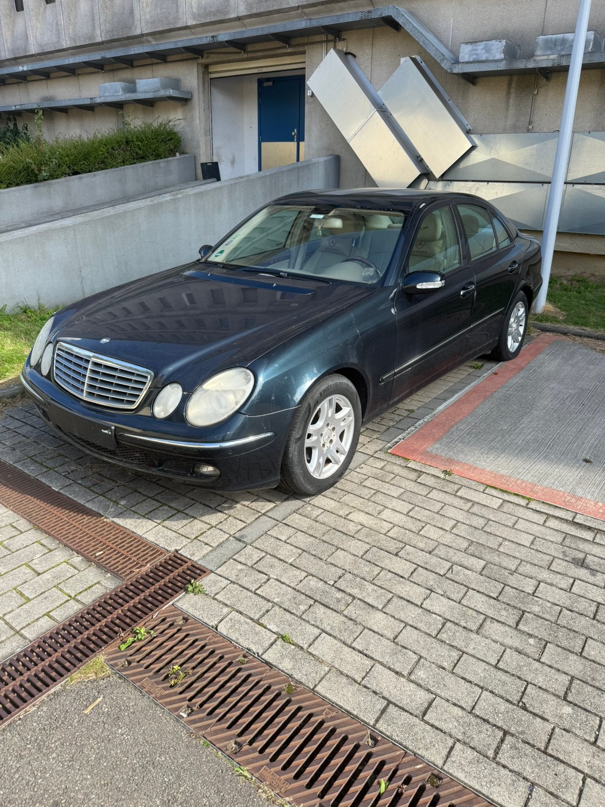 Mercedes E200, Achat, ABS, 6 cylindres, Automatique