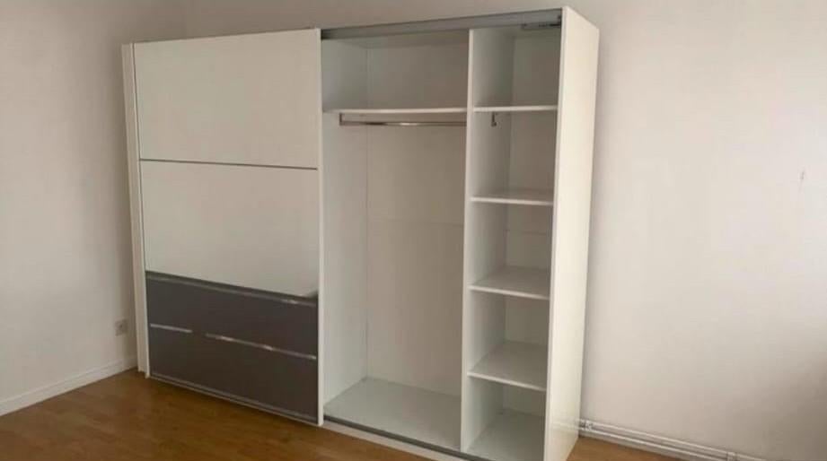 Grote kleerkast met schuifdeuren en spiegels, Ophalen