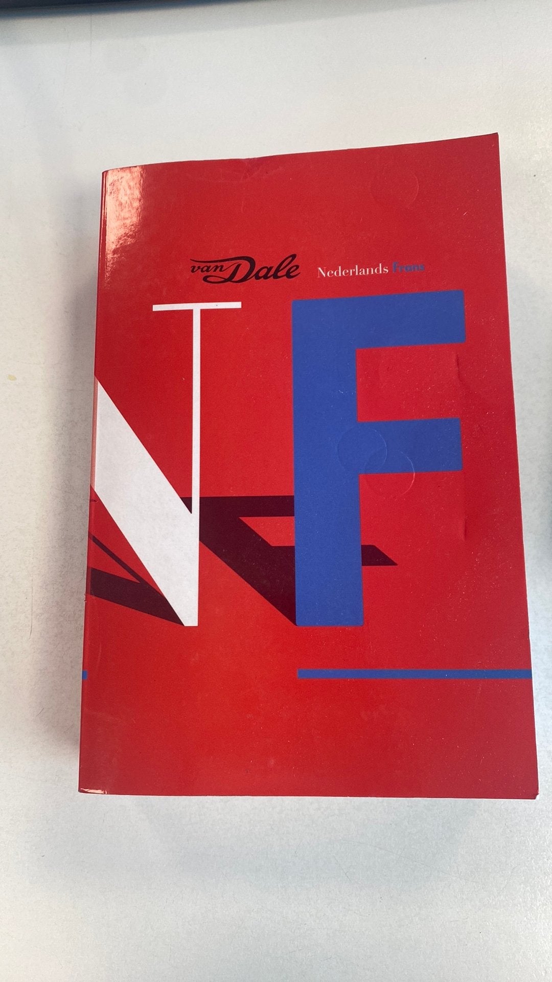 Van Dale Nederlands-Frans 2022, Livres, Dictionnaires, Enlèvement ou Envoi, Comme neuf, Van Dale, Français