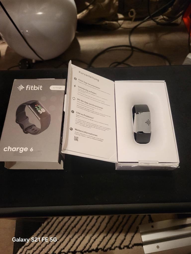 Fitbit Charge6, Handtassen en Accessoires, Smartwatches, Google, Zwart, Nieuw, Ophalen of Verzenden