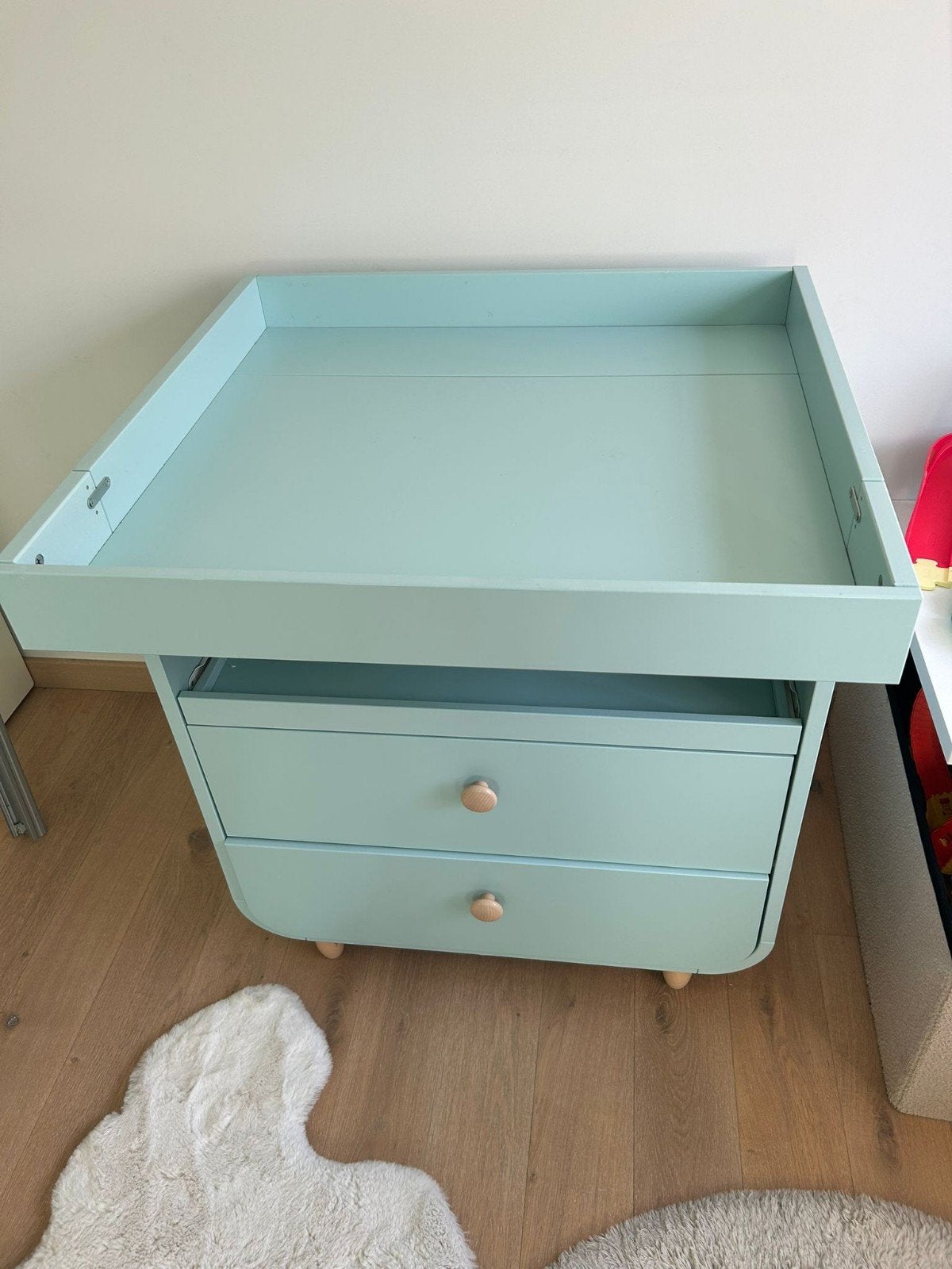 Babybed, verzorgtafel IKEA incl matras dons kussen en slopen, Ophalen
