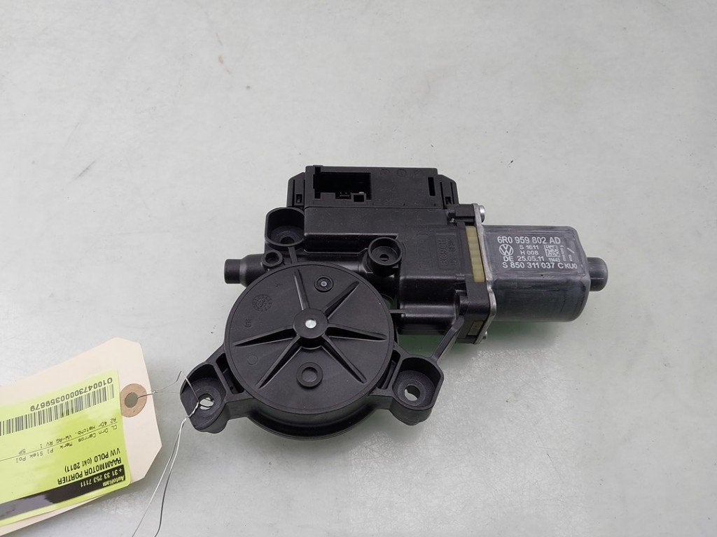 MOTEUR LEVE VITRE ELECTRIQUE Volkswagen Polo V (6R), Autos : Pièces & Accessoires, Volkswagen, Volkswagen AG, Utilisé, Kundenbetreuung@volkswagen.de