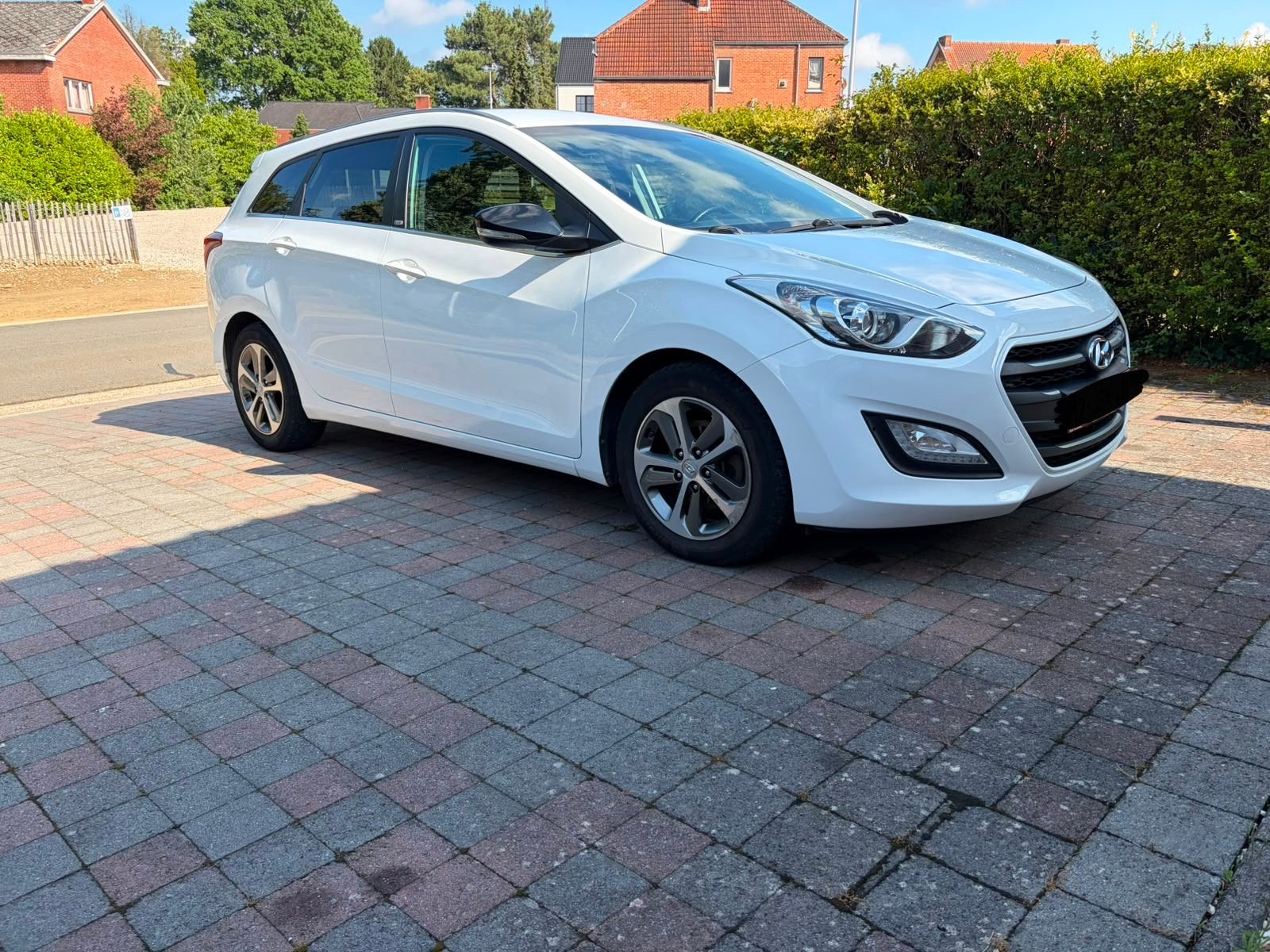 Hyundai i30 2015 1.6 diesel, Autos, Hyundai, Particulier, i30, Bluetooth, Diesel, Enlèvement