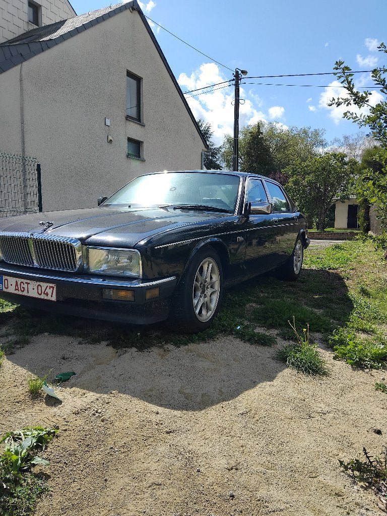 jaguar xj40, Auto's, Jaguar, Automaat, Achterwielaandrijving, Zwart, Berline