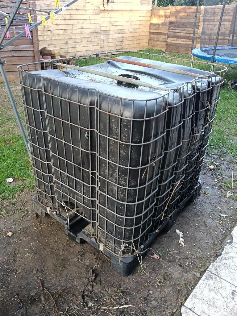 Cuve citerne 1000 litre, 150 litres ou plus, Enlèvement, Utilisé, Autres matériaux