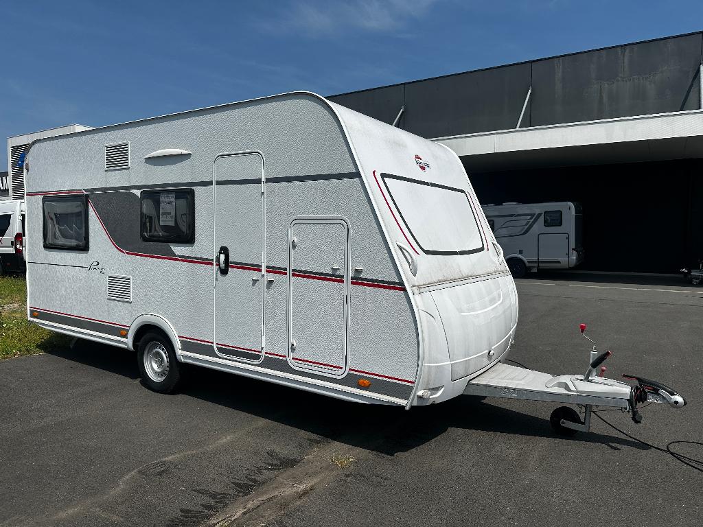 Bürstner Premio Plus 440 TK STOCKVERKOOP, Caravans en Kamperen, Voortentlamp, Rondzit, Bedrijf, 750 - 1000 kg