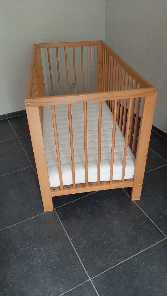 Kinderbed, Ophalen, Gebruikt, Minder dan 140 cm, Matras
