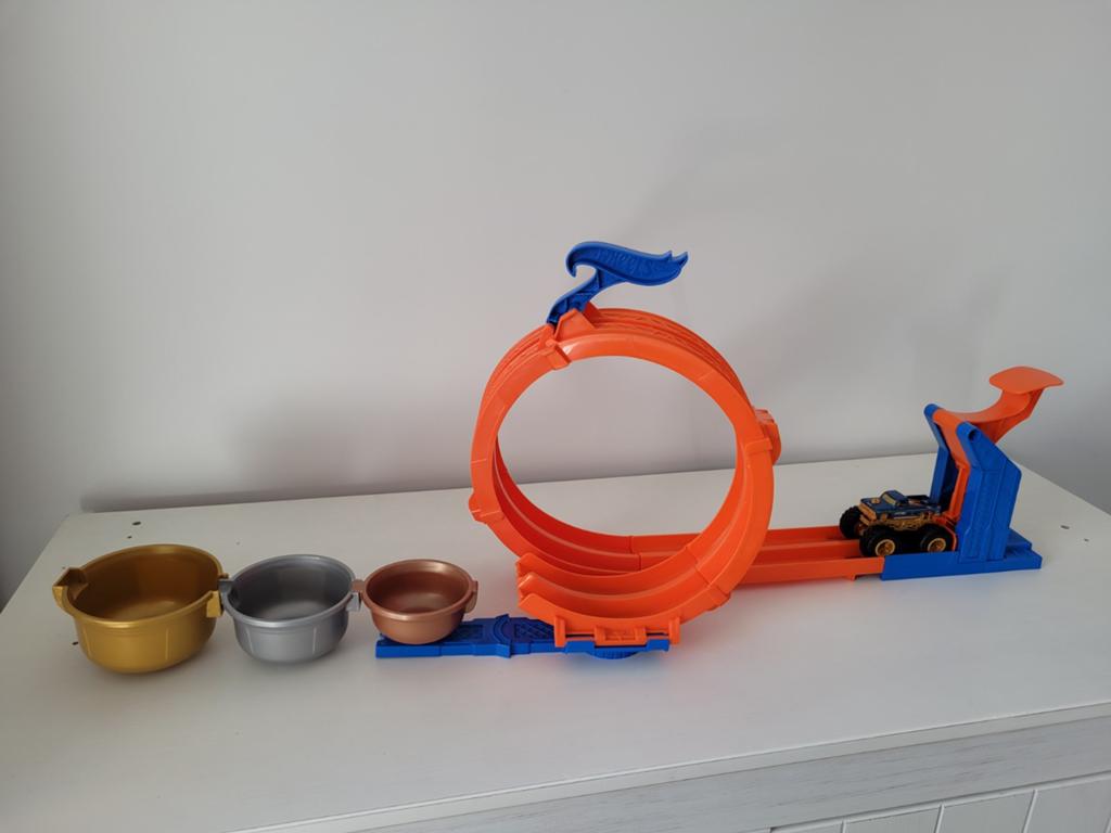 2 circuits hotwheels avec 1 voiture, Enlèvement